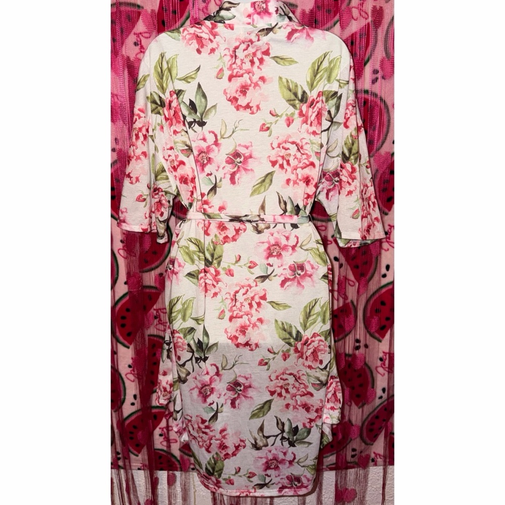 🩷 Show Me Your MuMu Floral Robe - Picture 5 of 7